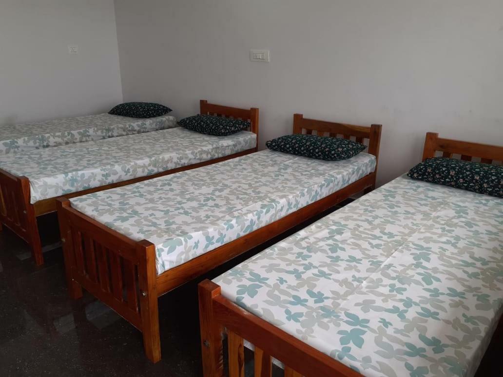 M G Cottage & Dormitory Gokarna  Kültér fotó